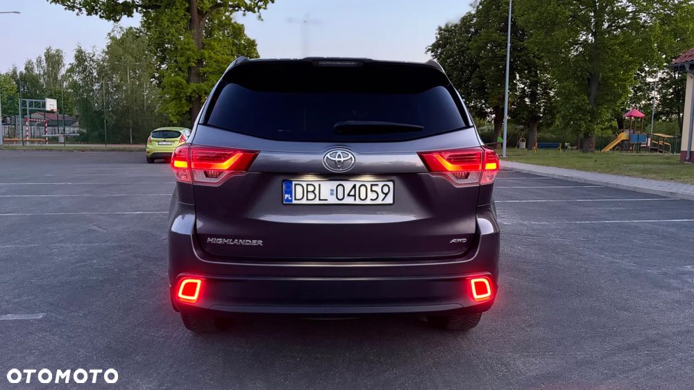 Toyota Highlander - 22
