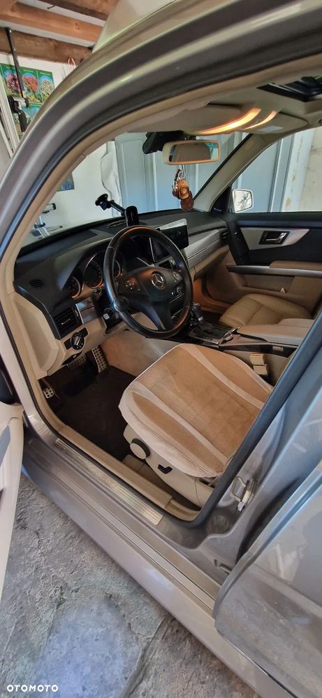 Mercedes-Benz GLK 320 CDI DPF 4Matic 7G-TRONIC - 12