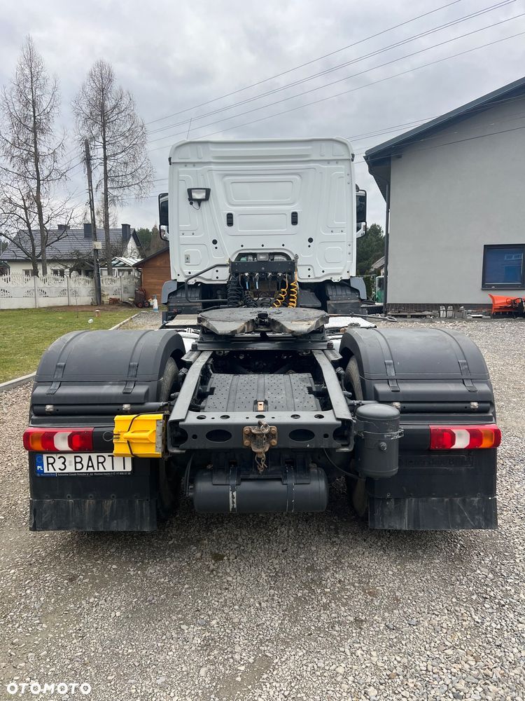 Mercedes-Benz Arocs - 6