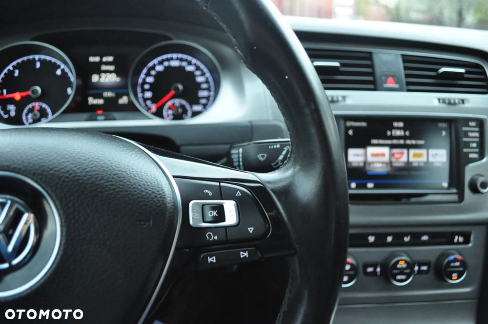 Volkswagen Golf 1.6 TDI BMT Comfortline - 20