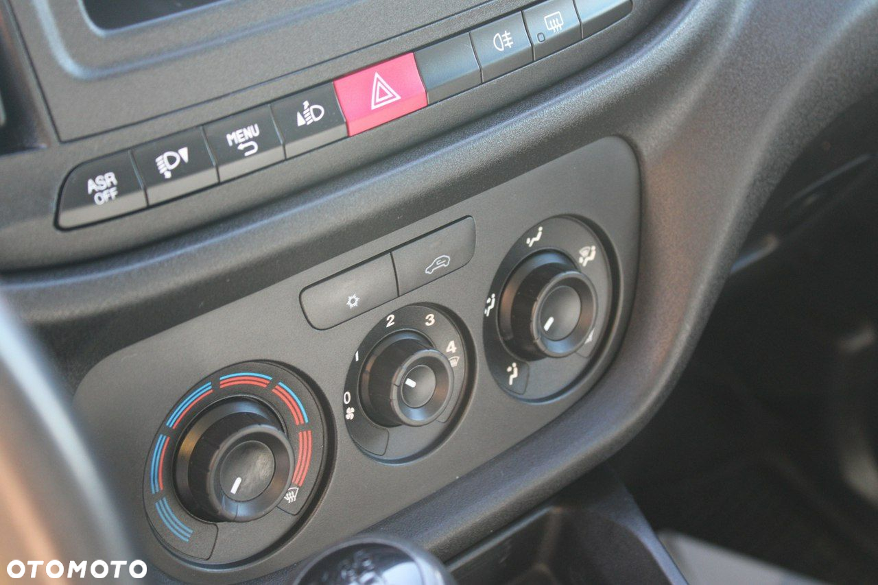 Fiat Doblo - 17