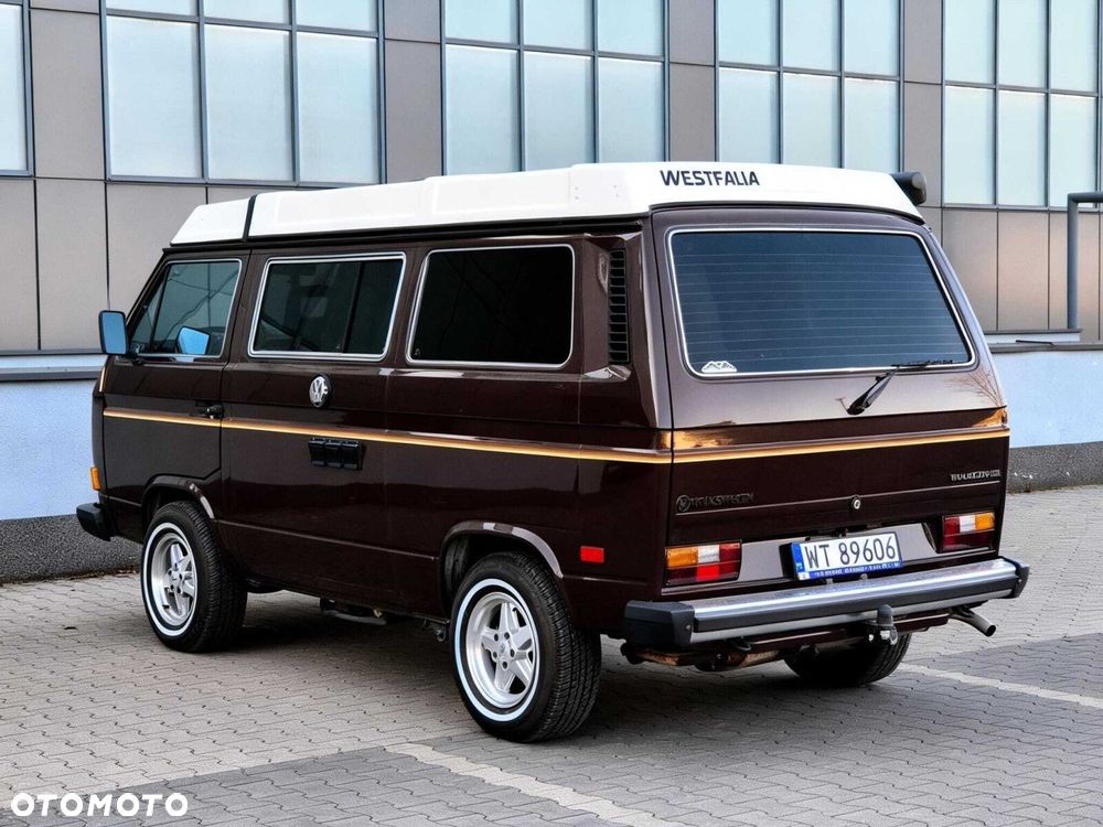 Volkswagen Transporter - 11