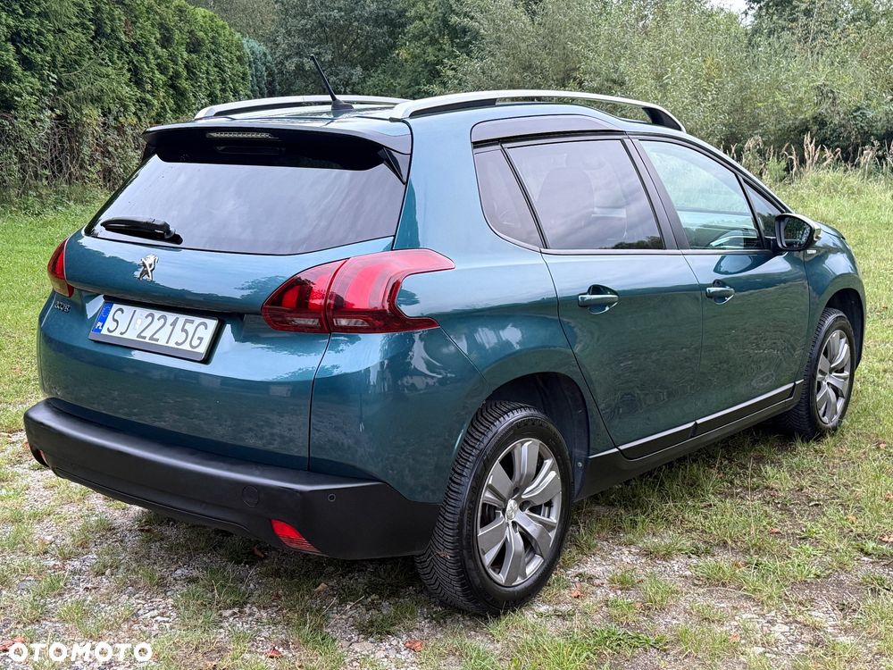 Peugeot 2008 1.2 Pure Tech Style - 15