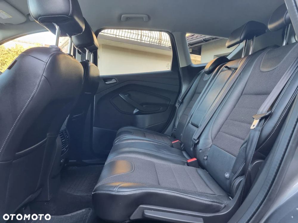 Ford Kuga 2.0 TDCi 4x4 Titanium - 19