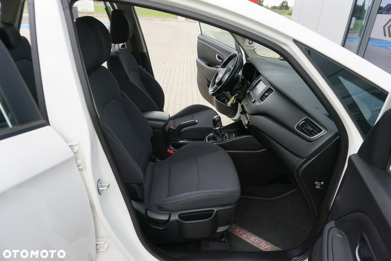 Kia Carens 1.6 GDI L 7os - 15
