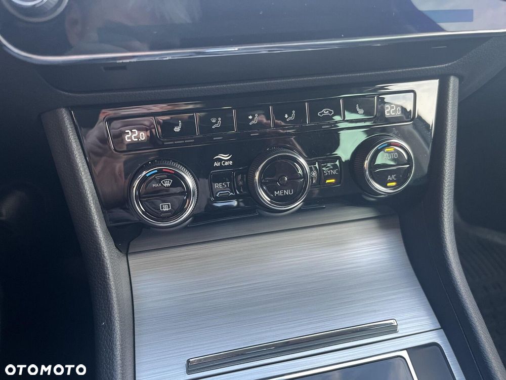 Skoda Superb 2.0 TDI SCR Ambition DSG - 21