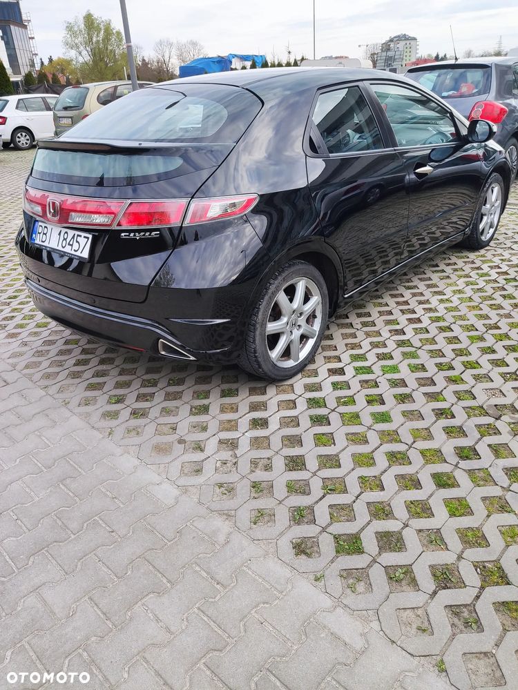 Honda Civic - 4