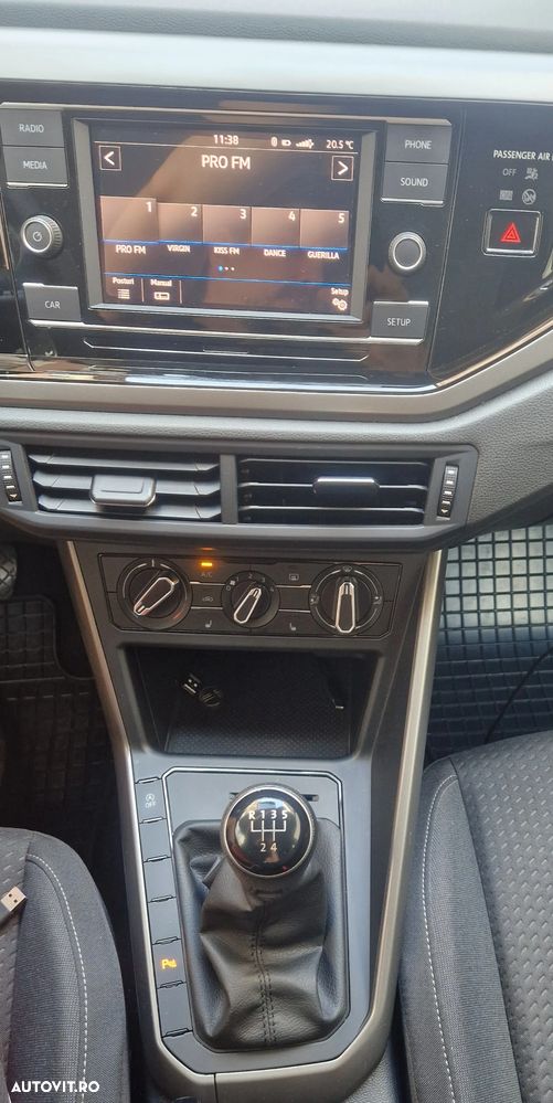 Volkswagen Polo 1.0 TSI Comfortline - 3