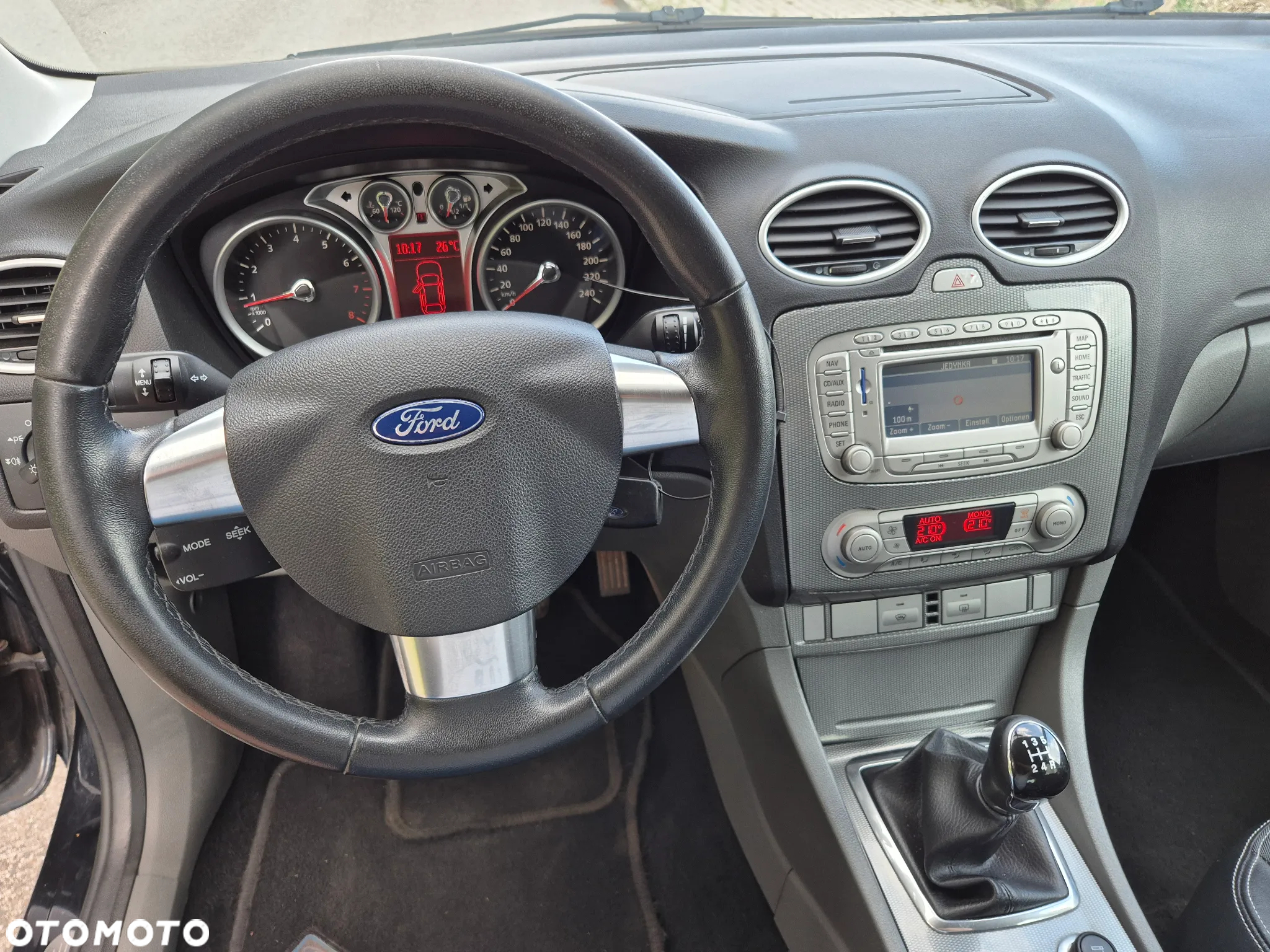 Ford Focus 1.8 Titanium - 11