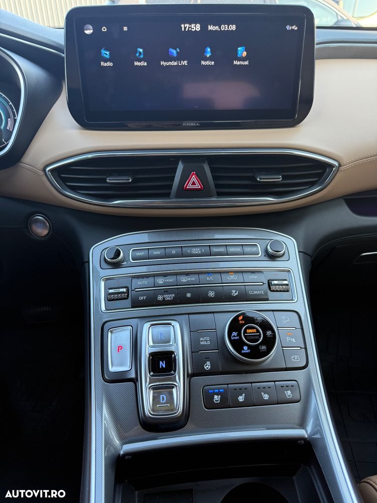 Hyundai Santa Fe 1.6 HEV 4WD Signature - 36