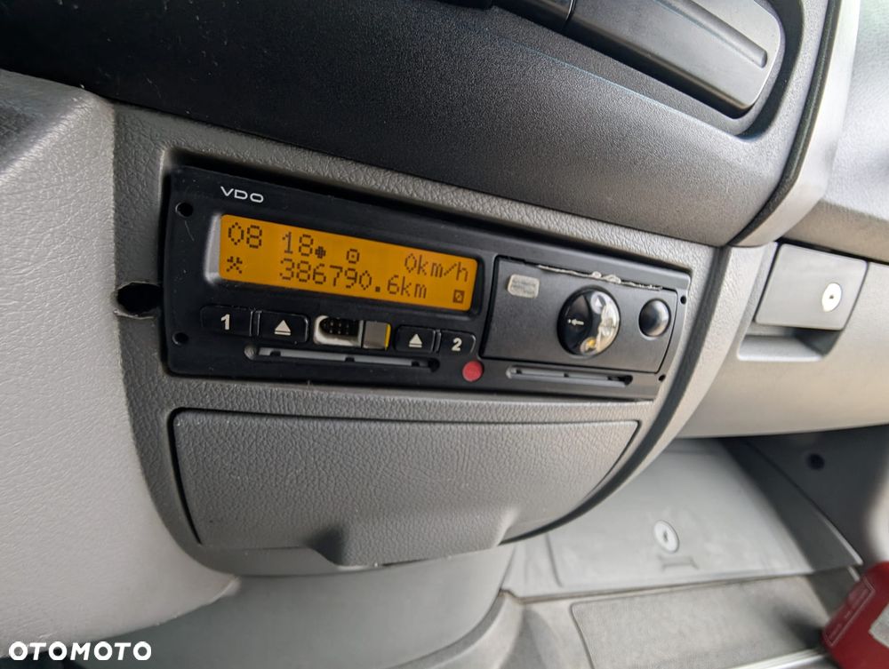 Mercedes-Benz Sprinter 515 - 17