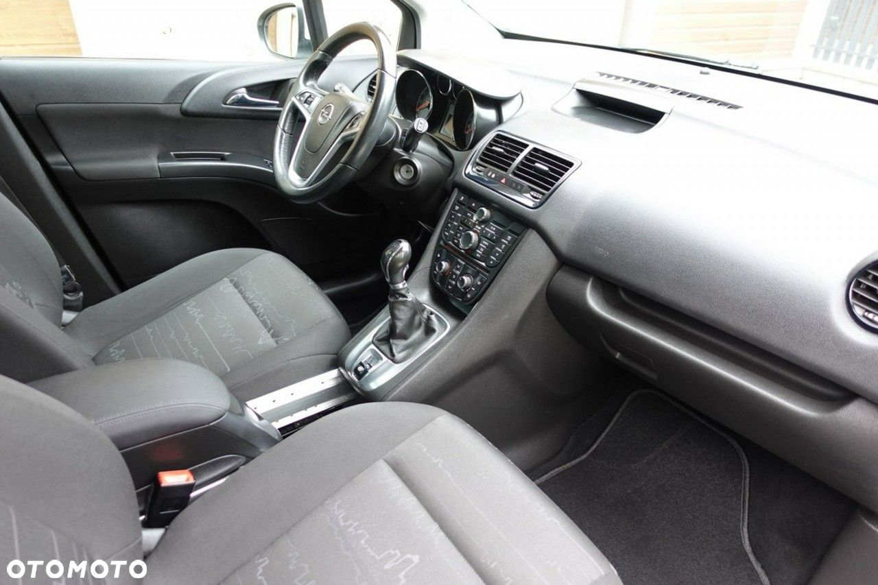 Opel Meriva - 13