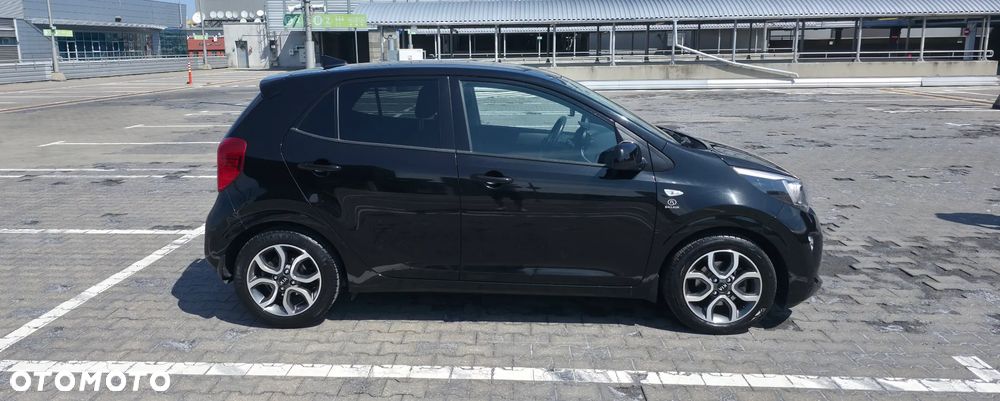 Kia Picanto 1.2 L - 6