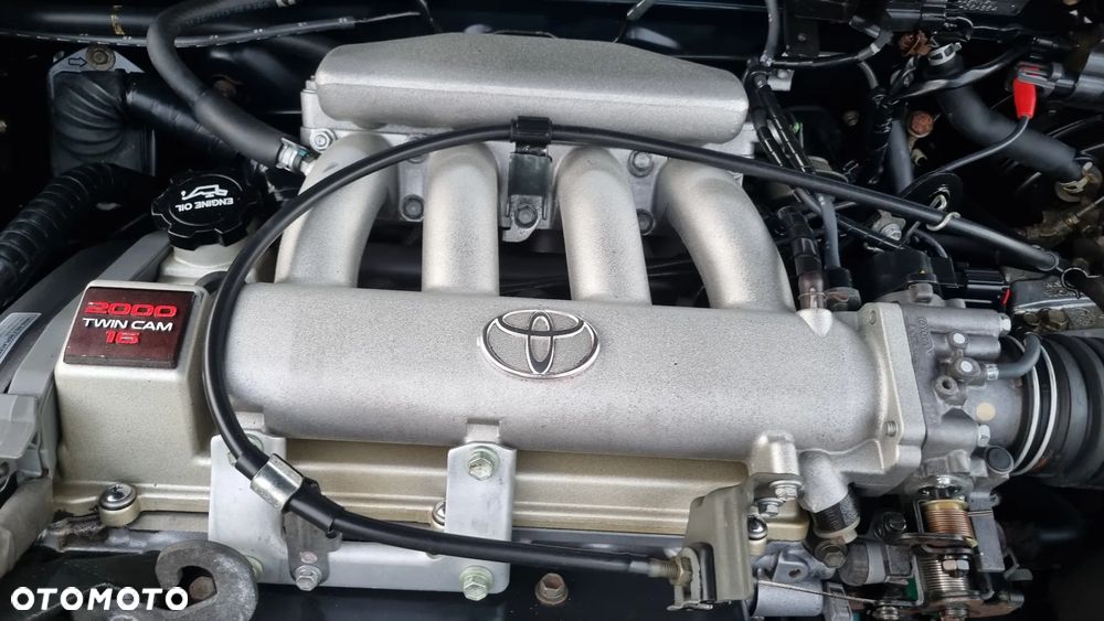 Toyota Carina - 5