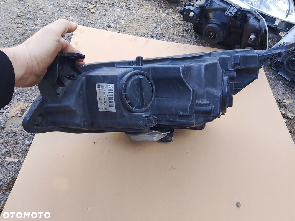 lampa prawa przód bi xenon skrętny opel astra j 13253651 - 5
