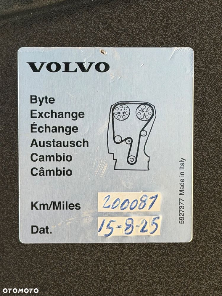 Volvo V40 T3 Geartronic Summum - 32