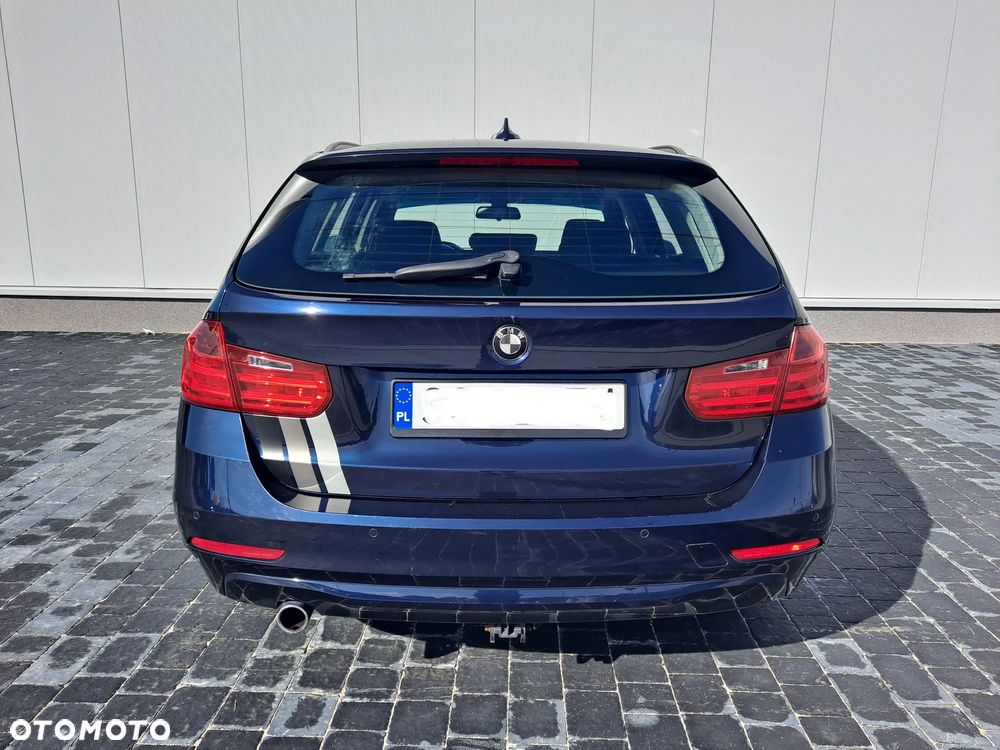 BMW Seria 3 320d Touring Sport Line - 19