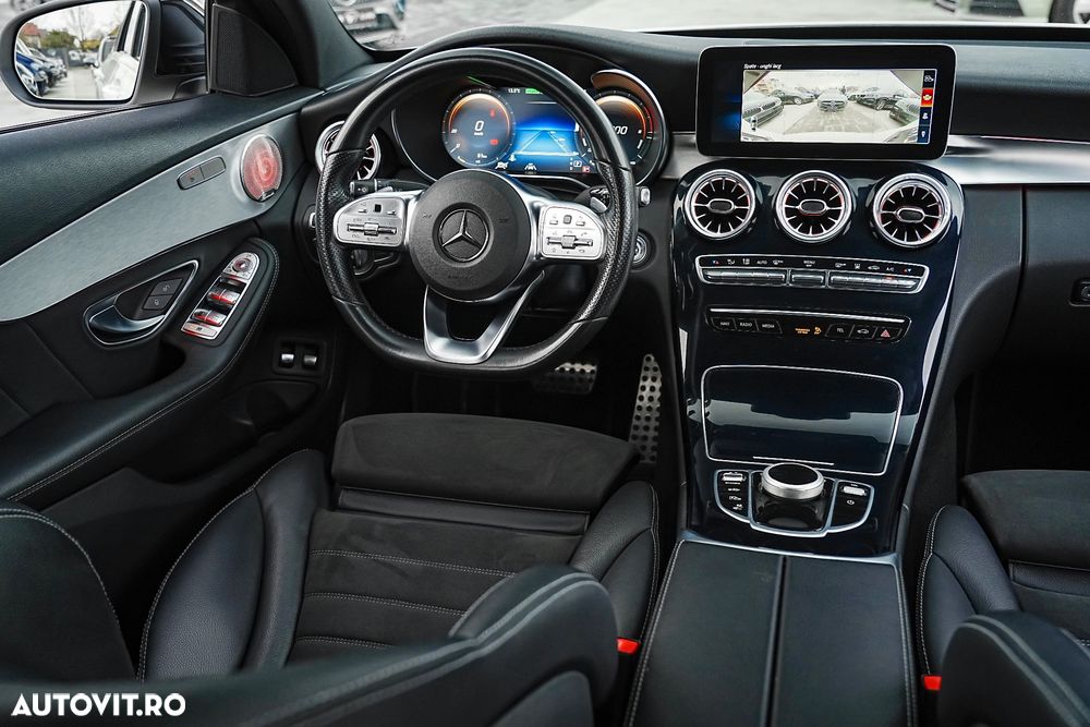 Mercedes-Benz C 300 e 9G-TRONIC AMG Line - 4