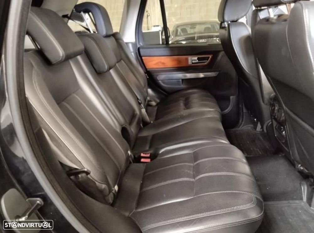Land Rover Range Rover Sport 2010 photo 5
