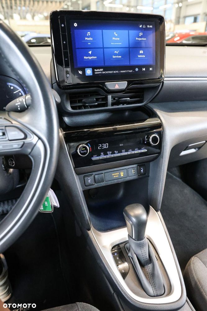 Toyota Yaris Cross Hybrid 1.5 Comfort - 20
