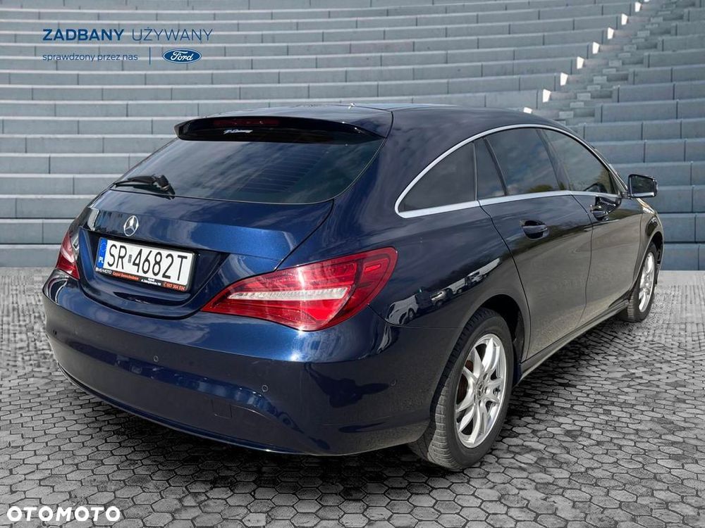 Mercedes-Benz CLA 180 7G-DCT UrbanStyle Edition - 5