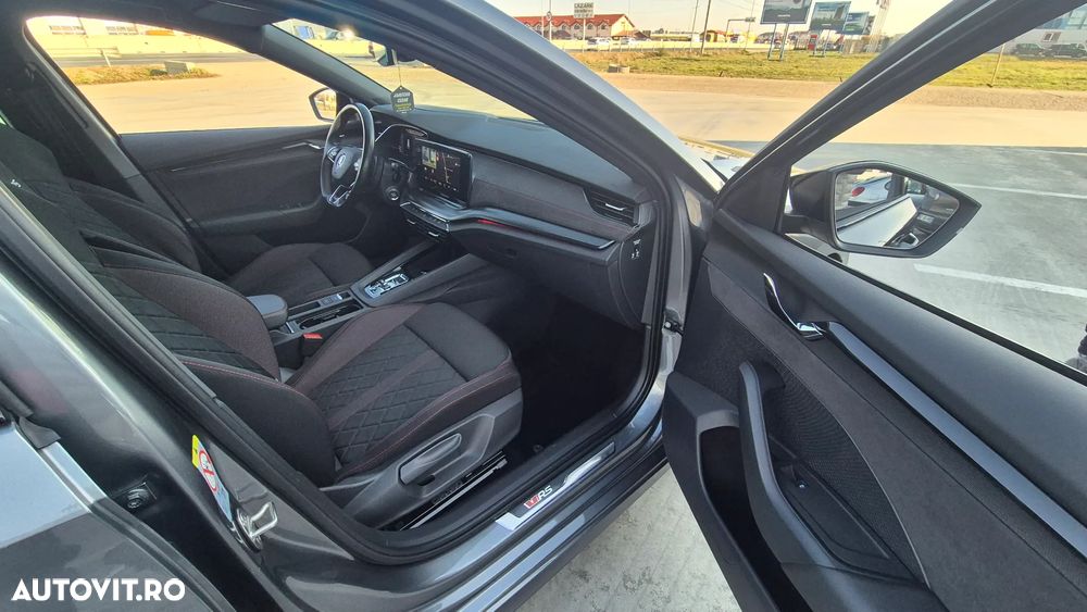 Skoda Octavia Combi 2.0 TDI DSG RS Plus - 15