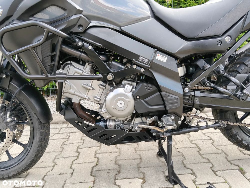 Suzuki V-STROM - 8
