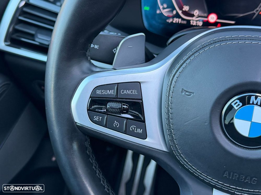 BMW X5 45 e xDrive Pack M - 40