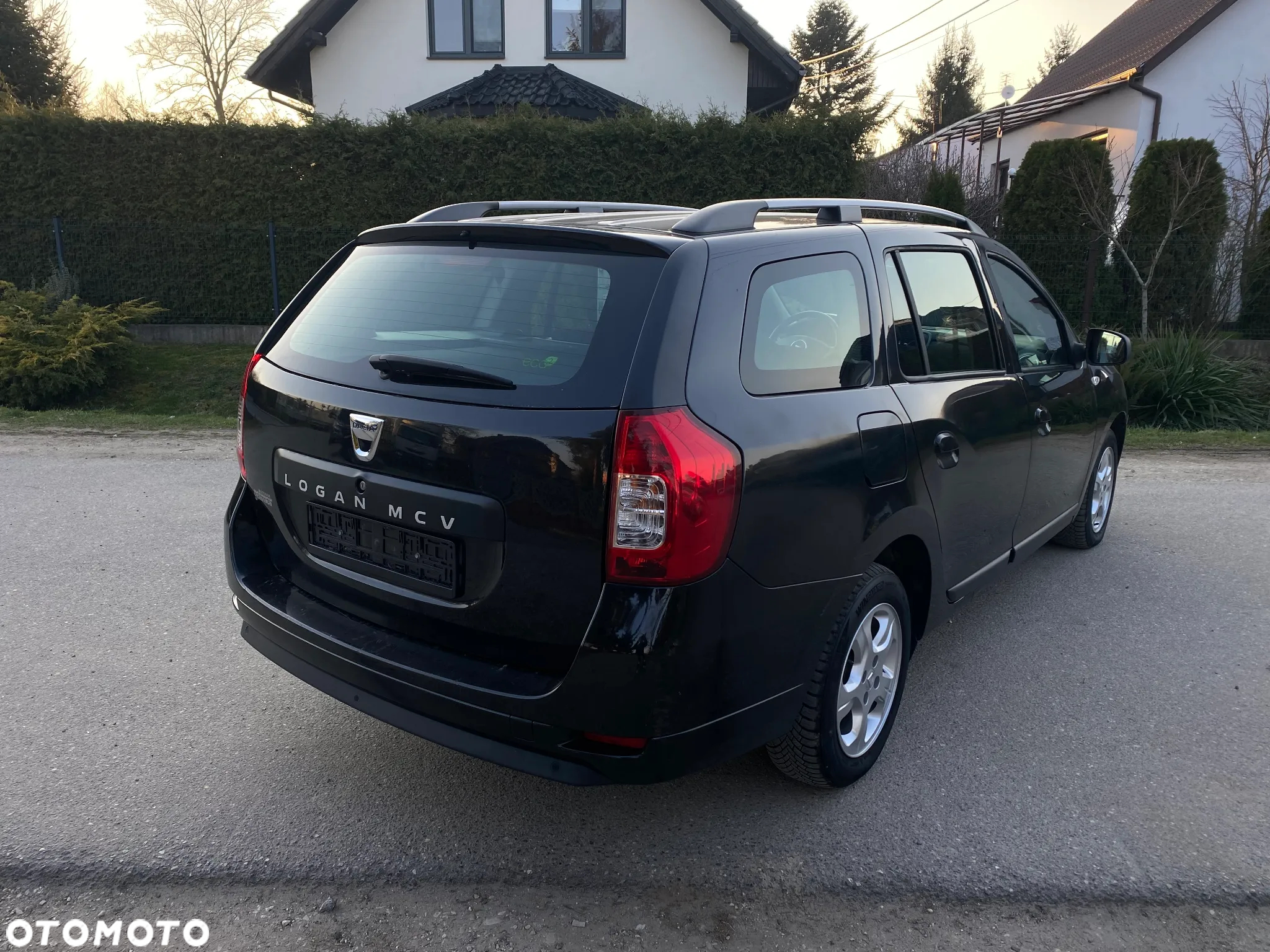 Dacia Logan MCV 0.9 TCE Laureate - 11