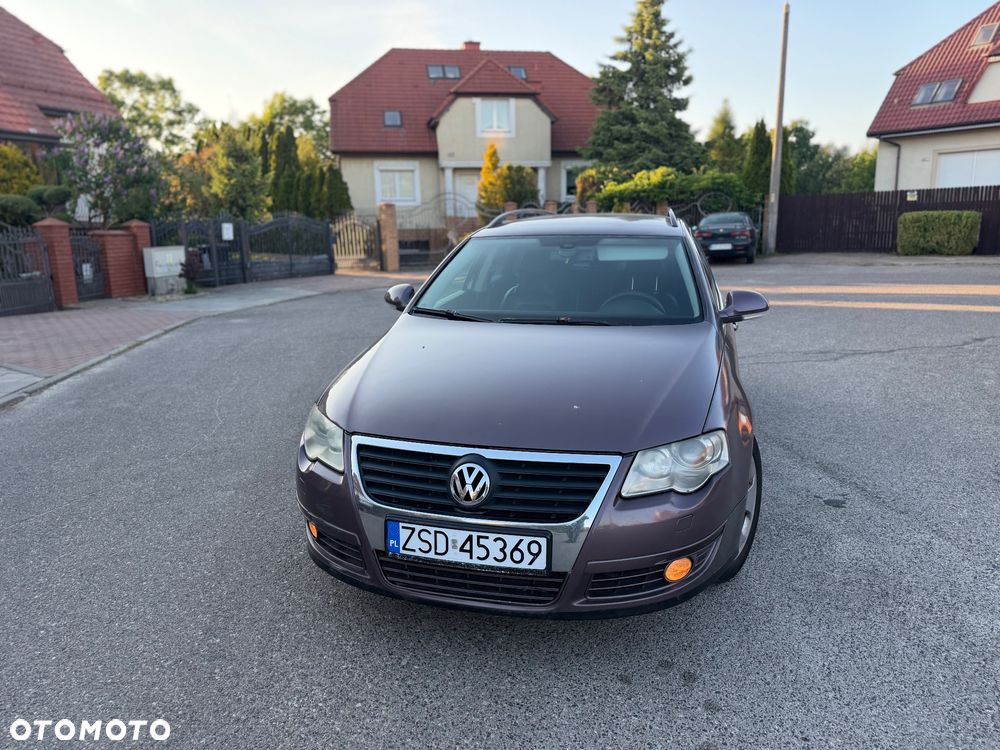 Volkswagen Passat 2.0 TDI DPF Highline DSG - 2