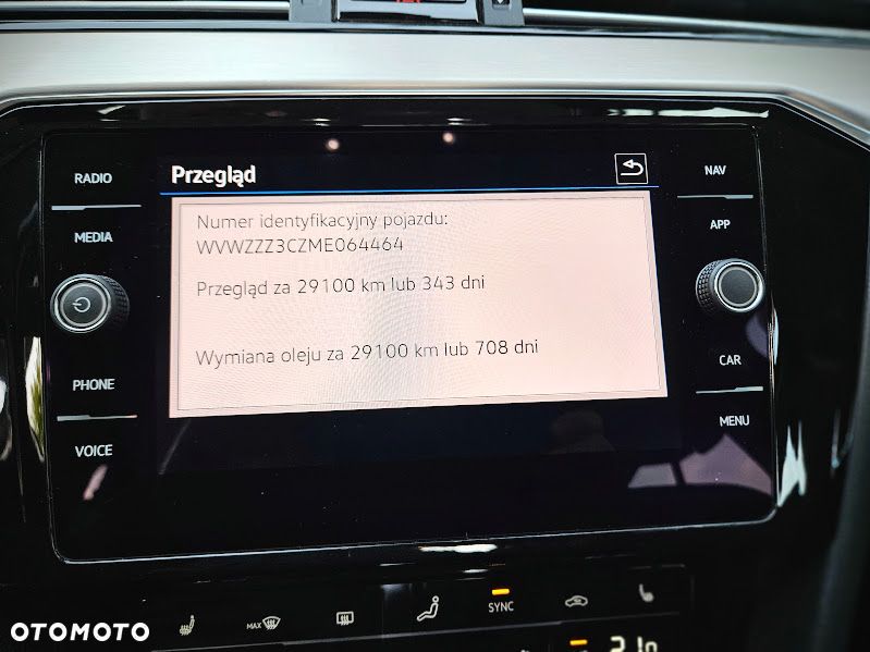 Volkswagen Passat 2.0 TDI Business DSG - 23