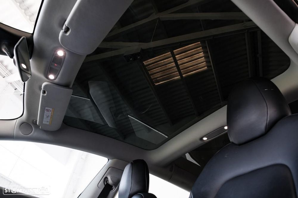 Tesla Model 3 Long-Range Dual Motor AWD - 7
