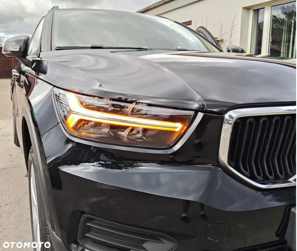 VOLVO XC40 2017-2021 NA CZĘŚCI LAKIER 717 EU - 32