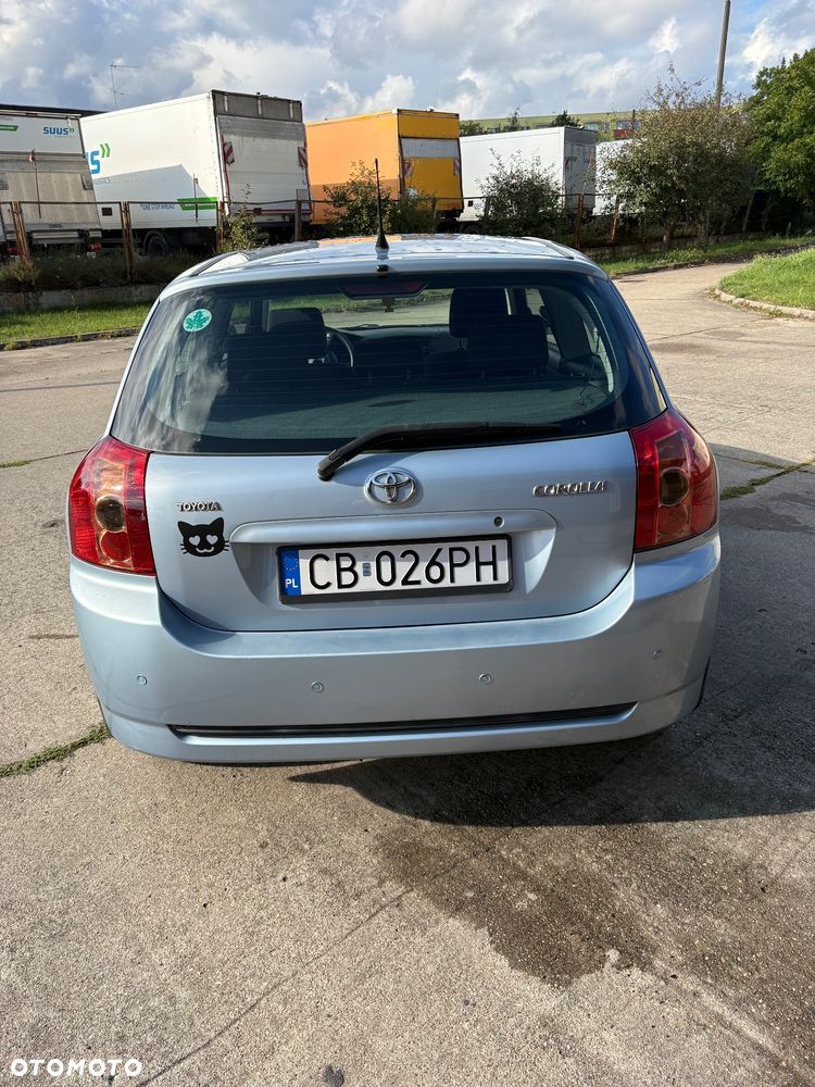 Toyota Corolla 1.6 VVT-i Sol (air6) - 4