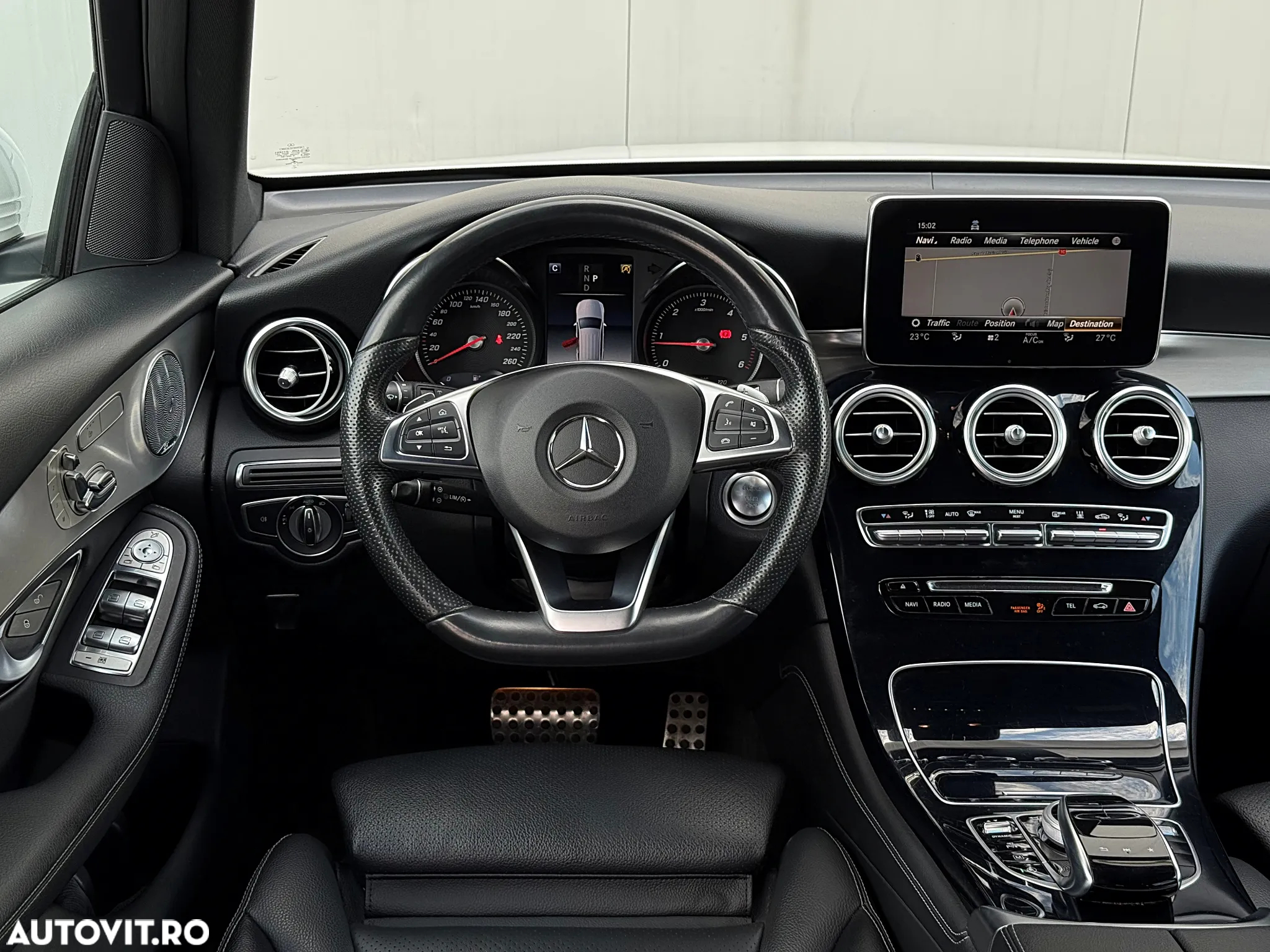 Mercedes-Benz GLC 220 d 4Matic 9G-TRONIC AMG Line - 19