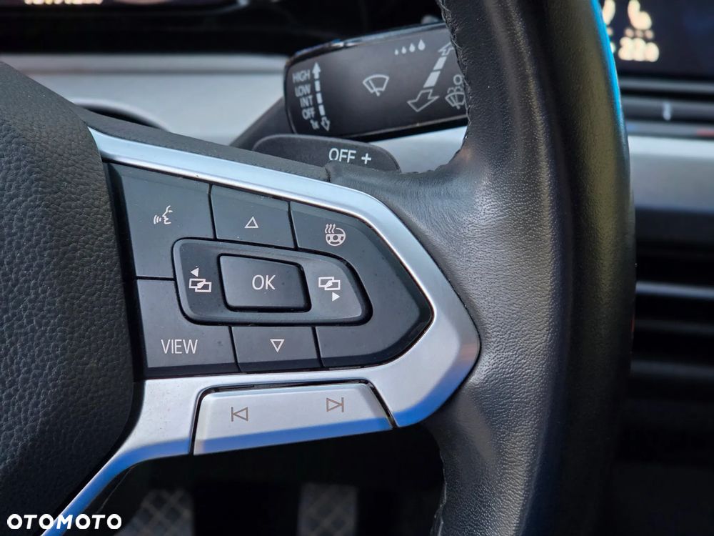 Volkswagen Golf 2.0 TDI SCR DSG Style - 31