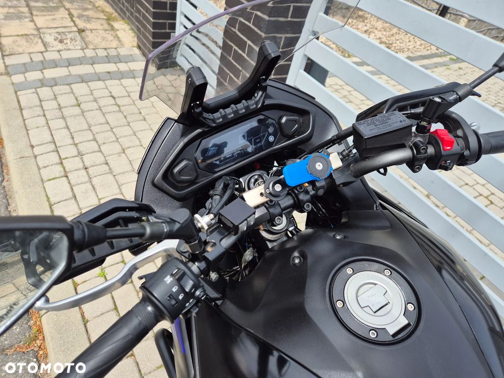Yamaha MT - 28