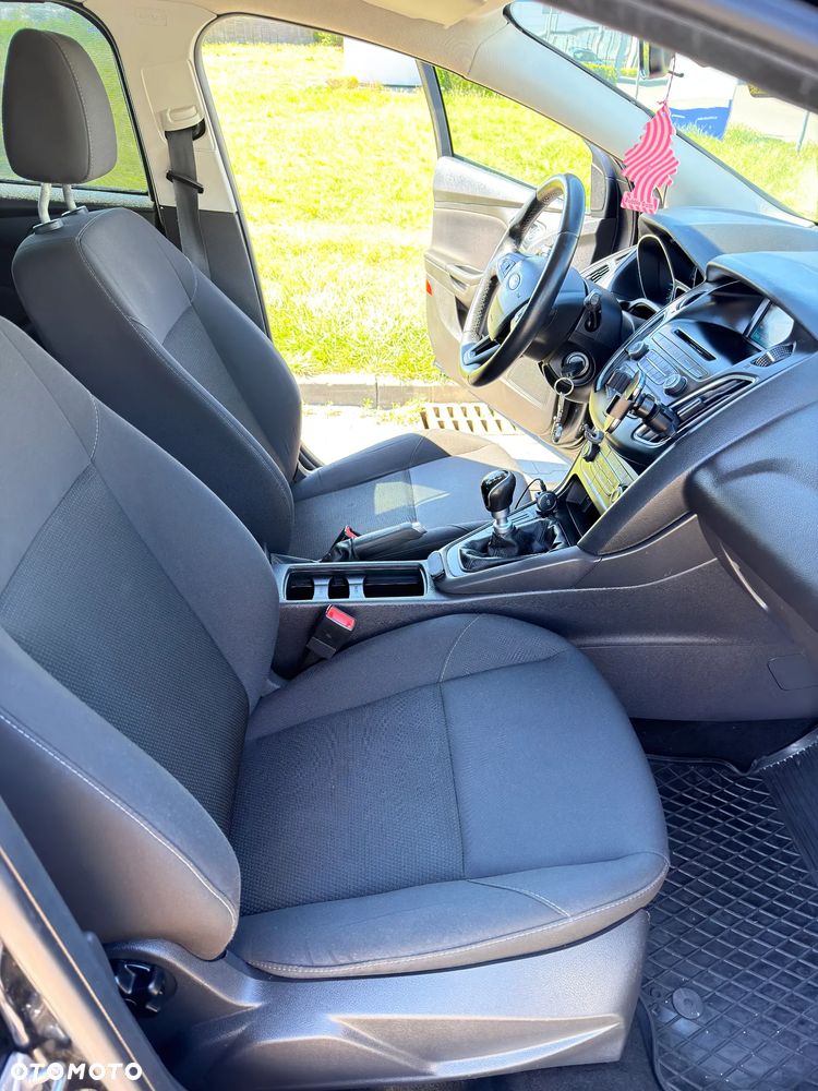 Ford Focus 1.6 TDCi Trend - 21