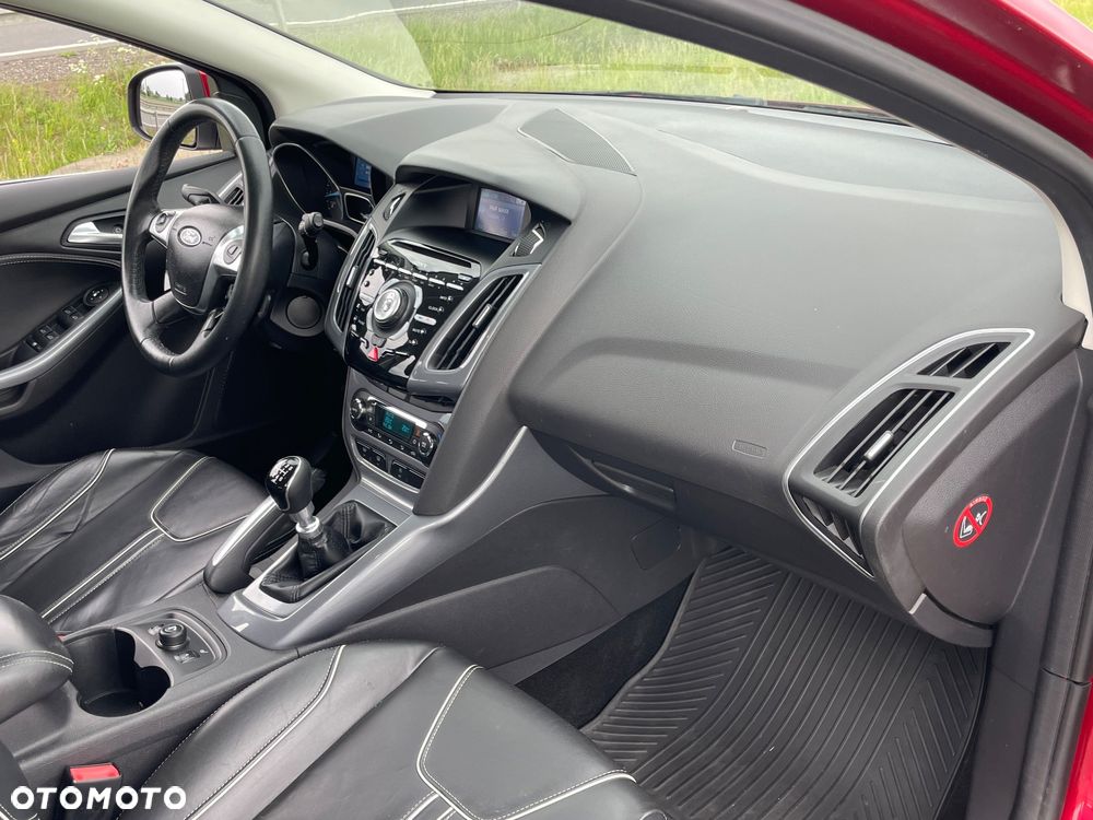 Ford Focus 1.6 EcoBoost Start-Stopp-System Titanium - 25
