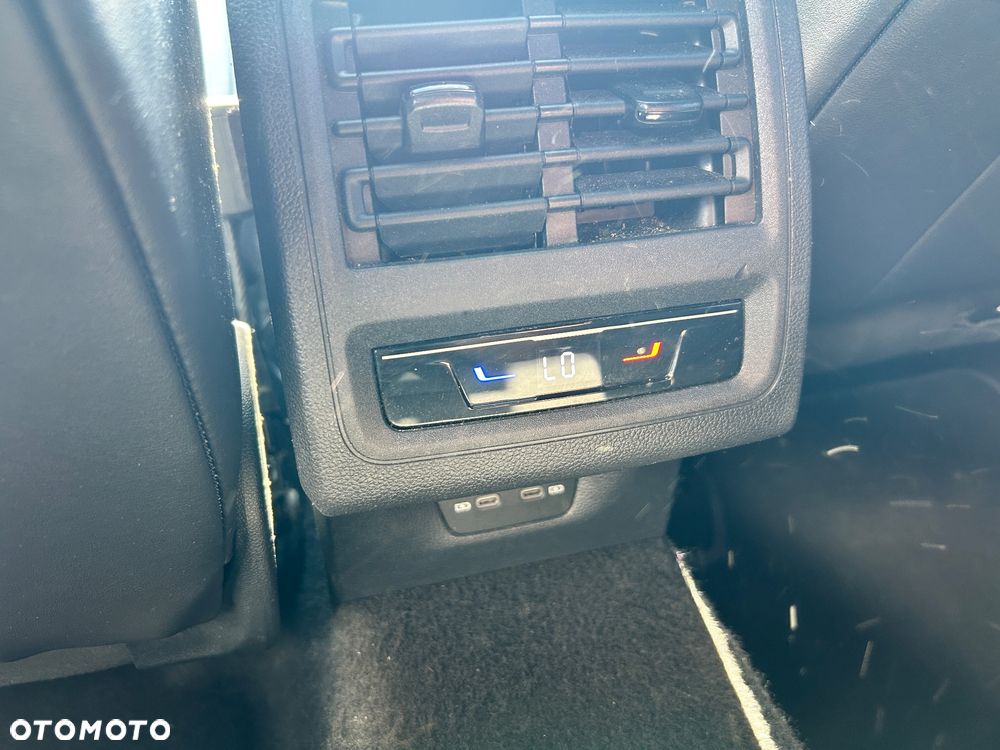 Volkswagen Golf - 14