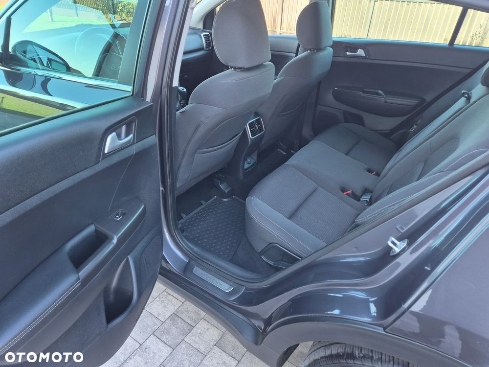 Kia Sportage 1.6 GDI 2WD SPIRIT - 10