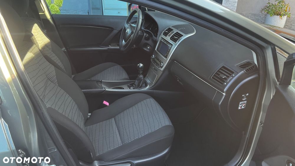 Toyota Avensis 1.8 Business Edition - 15