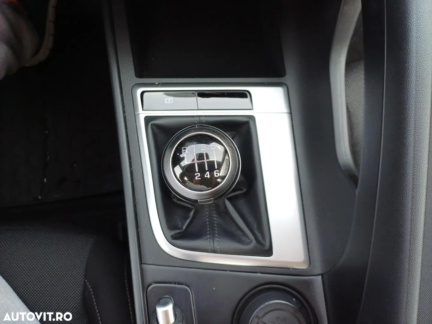 Hyundai Elantra - 20