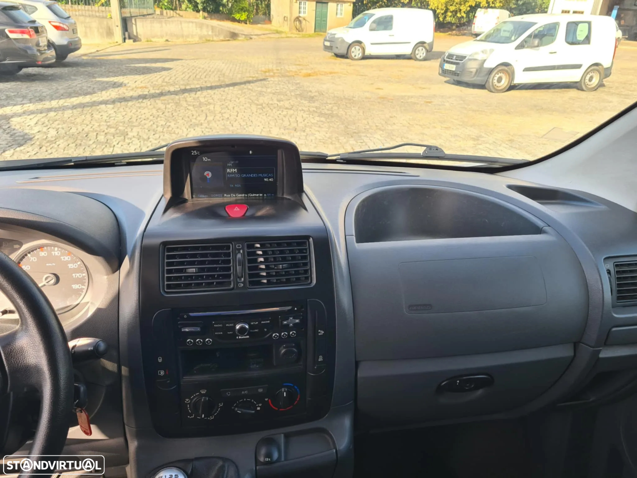 Peugeot Expert 2.0 Hdi Pack Navi - 9