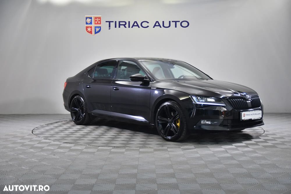 Skoda Superb 2.0 TDI DSG Sportline - 8