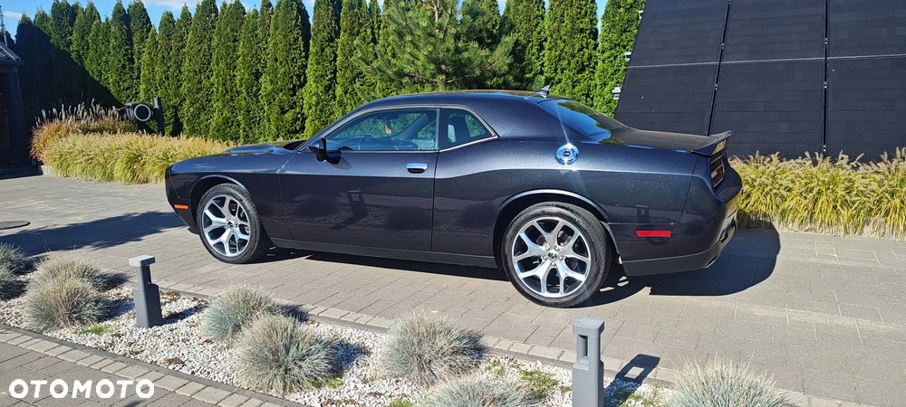 Dodge Challenger - 6