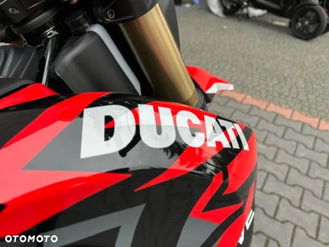 Ducati Hypermotard - 10