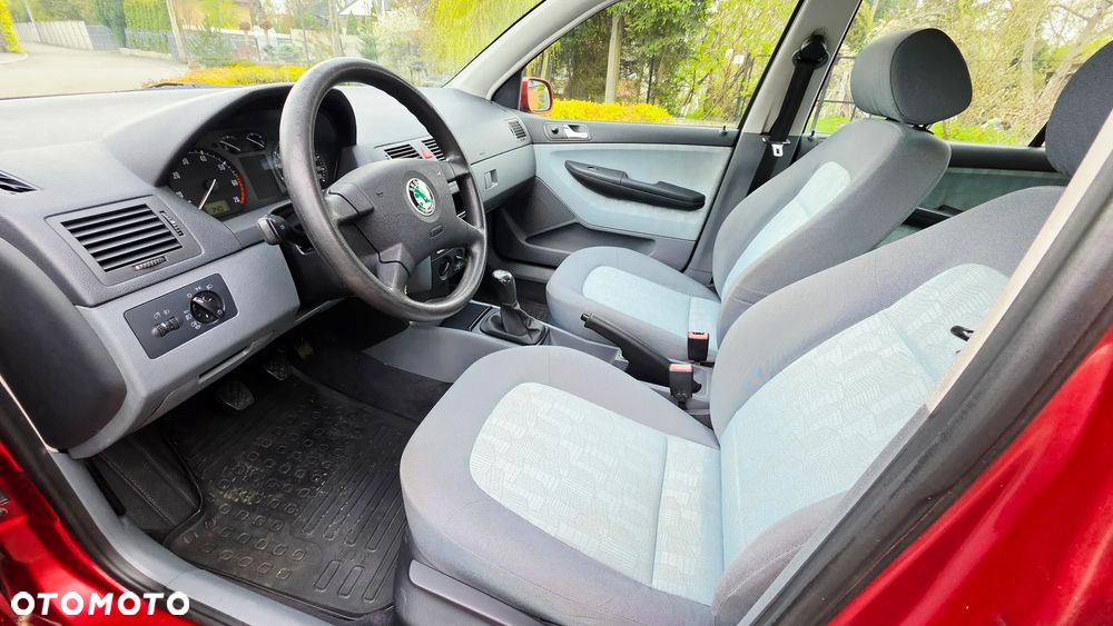 Skoda Fabia - 8