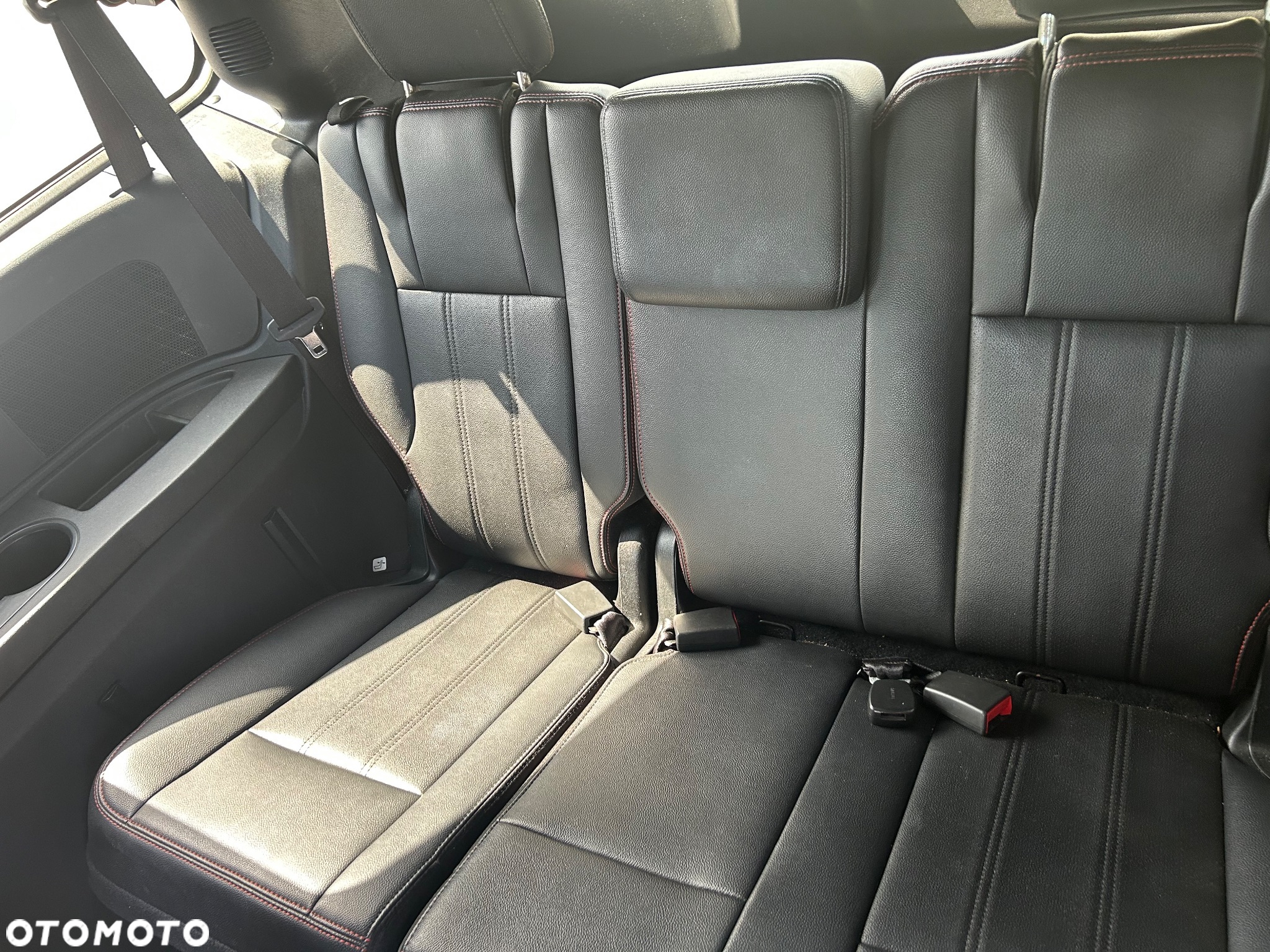 Dodge Grand Caravan - 16