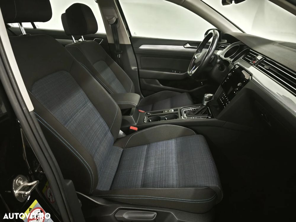 Volkswagen Passat - 9